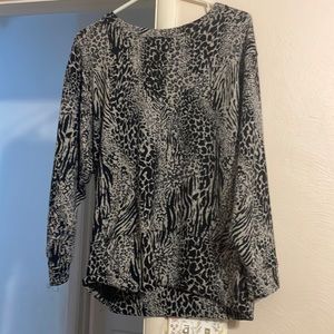 Size medium, leopard print, soft thin sweater